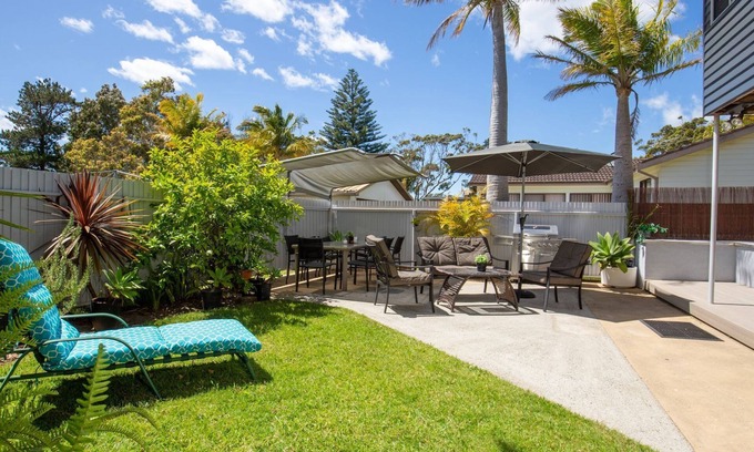 Culburra Beach Casa | Middle Sea - Pet Friendly - 5 Mins Walk to Beach