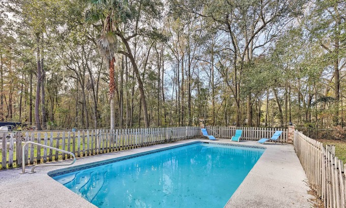 Middleburg Casa | Middleburg Vacation Rental w/ Private Pool!