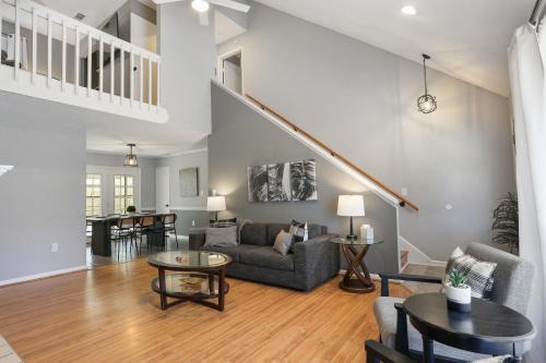 Savannah Casa | Midtown Savannah Gem Quiet and Close to Everything