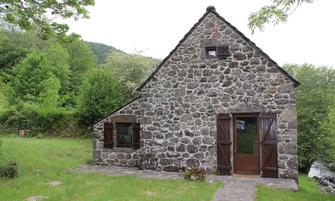 Le Falgoux Casa | Molino al borde del agua
