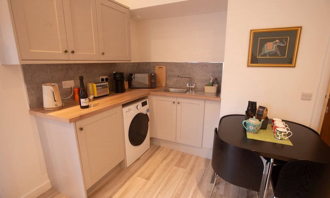 Melrose Apartamento | Mill Cottage Garden Studio in historic Newstead next to Melrose