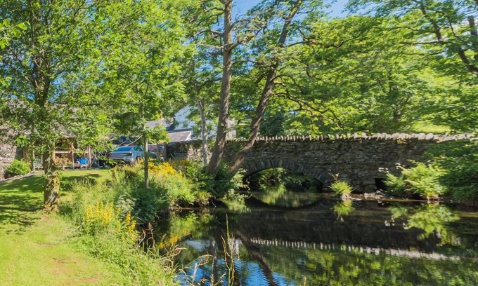 Coniston Cabaña | Mill Pool Barn, stunning riverside barn conversation in idyllic location