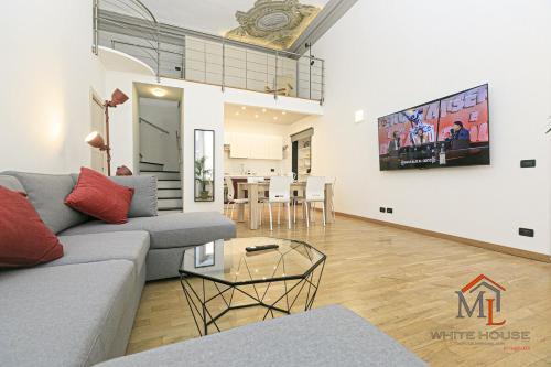 Sestri Ponente Apartamento | Mimosa house jacuzzi and parking by ML WHITE HOUSE