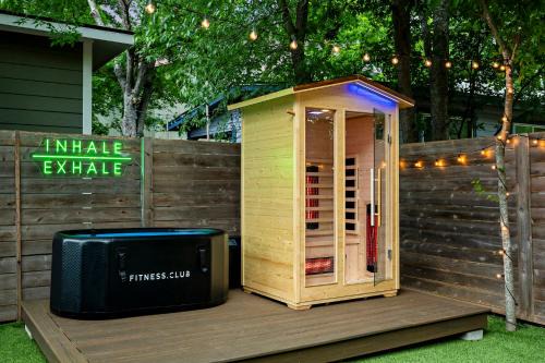 Montopolis Casa | Mind & Body Retreat - Sauna & Cold Plunge