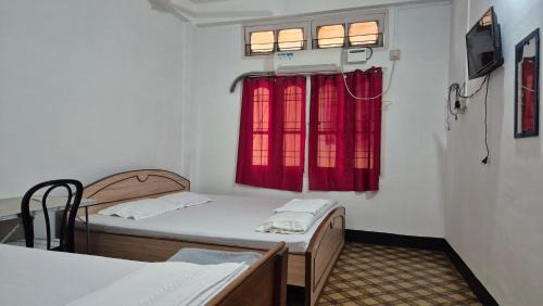 Sualkuchi Casa | Mini Home AC Family room