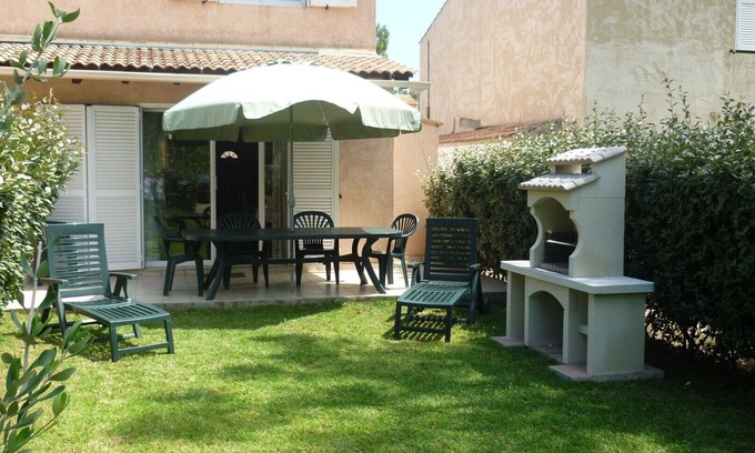 Pineto Villa | Mini villa T3 confortable, jardín, a 150 m de la playa: 6 personas