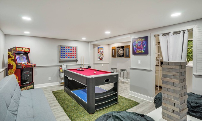 Golden Valley Casa | Minneapolis Home: Mins From US Bank Stadium & More