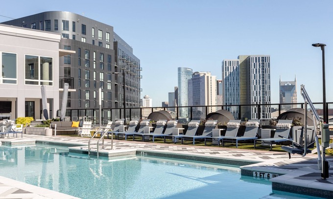 The Gulch Apartamento | Mint House Nashville – The Gulch – Division St