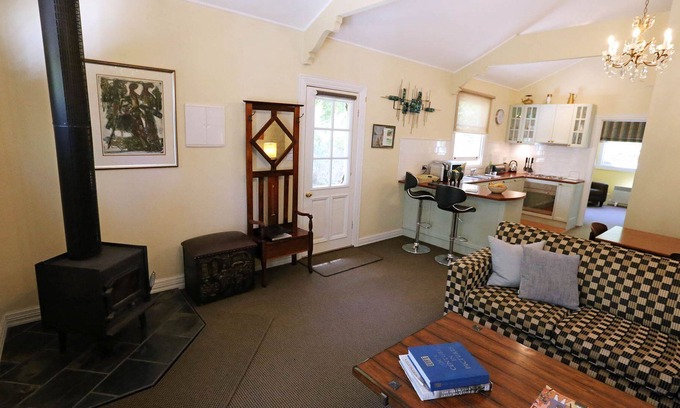 Woodend Cabaña | Mirkwood Forest Spa Cottage - Garden Guesthouse