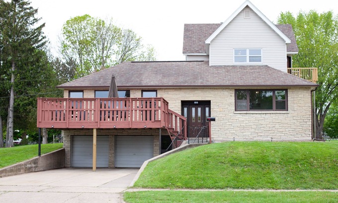 Mondovi Casa | Mirror Lake Lodge