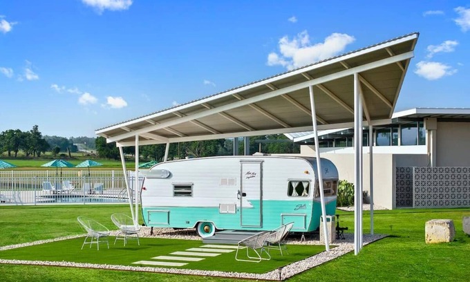 Willow City Casa | Miss Mary Longbottom - Glamping, Pool & Fireplace