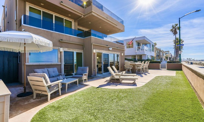 South Mission Beach Casa | Mission Beach Oceanfront - Ground level, no stairs. Amazing private patio