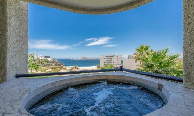 Buenos Aires Sur Apartamento | Missiones del Cabo Newly renovated lock off Condo