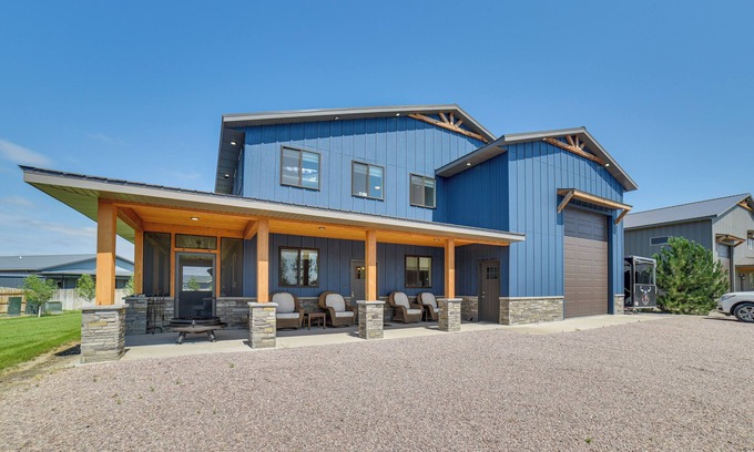Pierre Casa | Missouri River Retreat < 1 Mi to the Water!