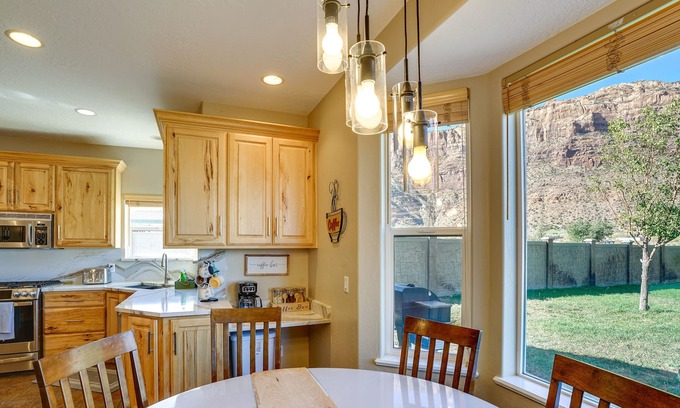 Moab South Valley Casa | Moab Home w/ Pool - 14 Mi to Arches National Park!