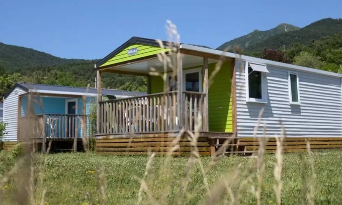 Rosans Casa | Mobilheim Komfort "Poppy's" 22m2 - 2 Schlafzimmer - überdachte Terrasse 4 Personen