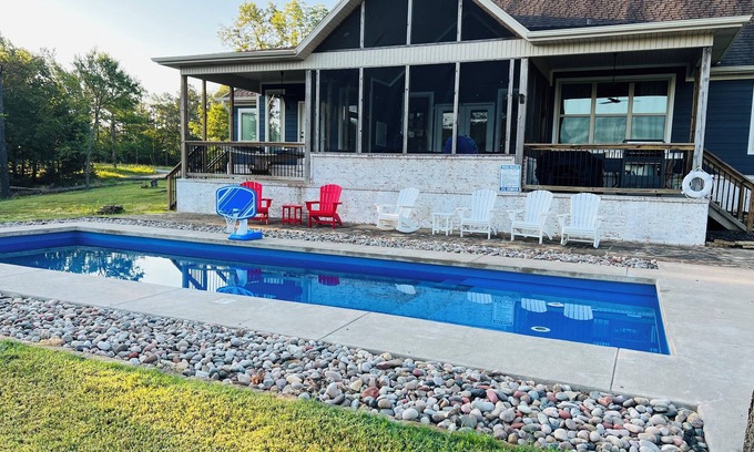 Rogers Casa | Mockingbird Lane