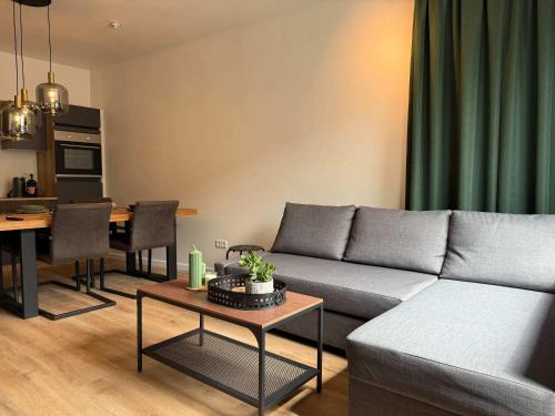 Sittard Apartamento | Modern 1BR Apt Near Station & Center in Sittard
