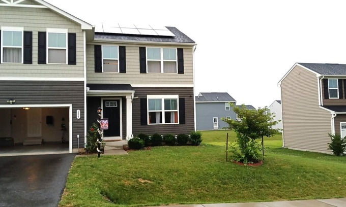 Potomac Apartamento | Modern 2-Bedroom and 2-Bed Apartment with Private Access Door Minutes from I-81