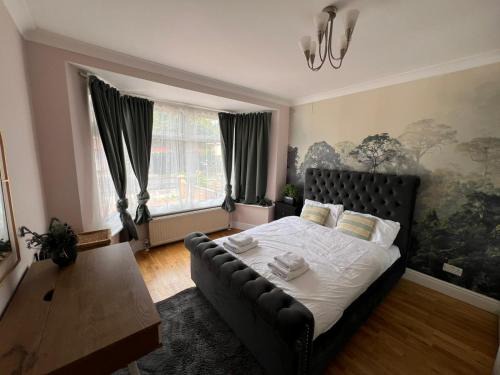 Cricklewood Apartamento | Modern 2 Bedroom Gem With Private Garden