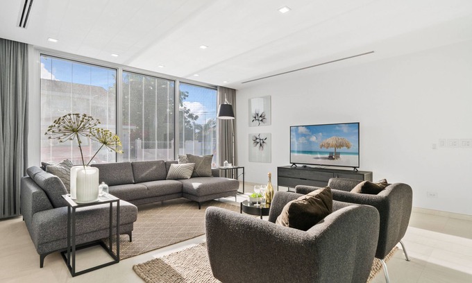 Bubali Casa | Modern 2BR Bubali Condo — Fully Equipped, Full AC, Minutes Away From Eagle Beach