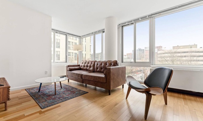 White Plains Apartamento | Modern 2BR Place in White Plains