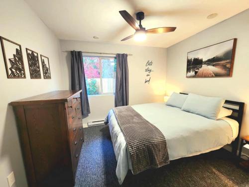 Shawnigan Lake Apartamento | Modern 2BR SPA Retreat