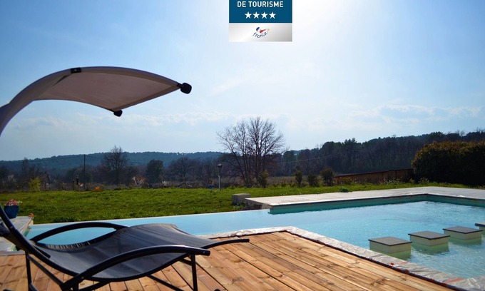 Flayosc Villa | Modern air-conditioned villa, rated 4 stars+large heated swimming pool+beach volleyball court