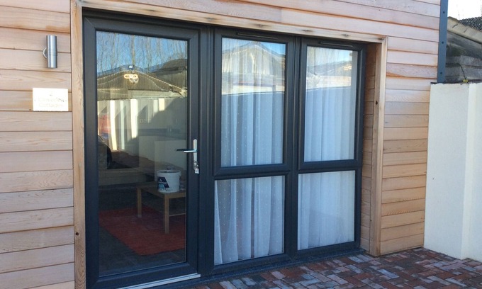 Emersons Green Cabaña | Casa moderna y espaciosa cerca de Bristol y Bath con golf cerca