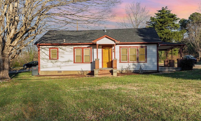 Hillsborough Casa | Modern And Cozy House In The Heart Of Hillsborough