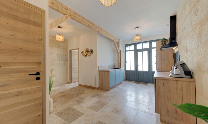 Langeais Casa | Modern and new gite at the foot of the Château de Langeais
