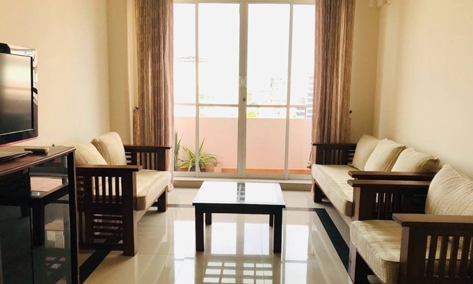 Wellawatta North Condominio | Modern Apartment in Colombo 6 near Gale Rd