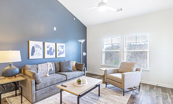 Antioch Apartamento | Modern Apartment in Prime Location (ID9014X95)