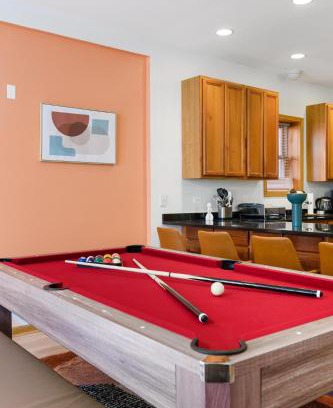 Wicker Park Apartamento | Modern Apt Billiards 1 Private Patio 1 Parking