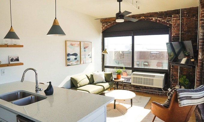 Duluth Apartamento | Modern Apt w/ Gym, Elevator, Coffee Shop | 307