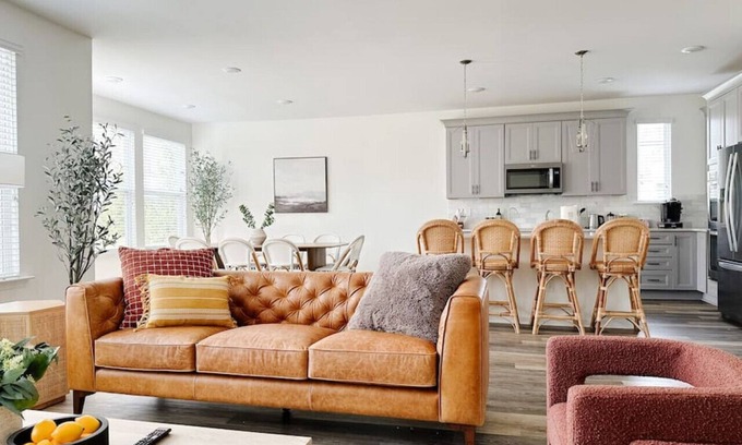 Landen Casa | Modern, Build - Loveland Luxury Oasis by Trails, I-71