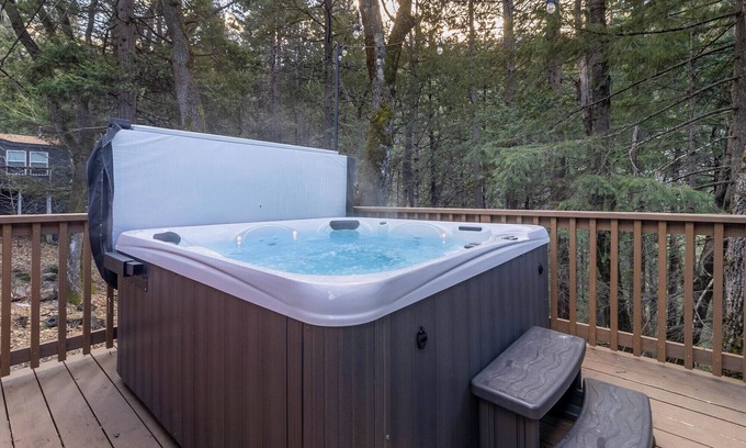 Dunsmuir Cabina | Modern Cabin (Banyan)