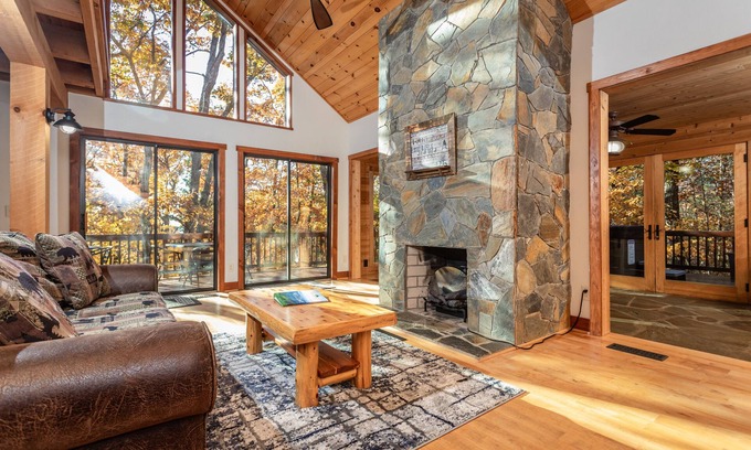 Rawley Springs Cabina | Moderna cabina en las montañas PERO, CERCA DE HARRISONBURG