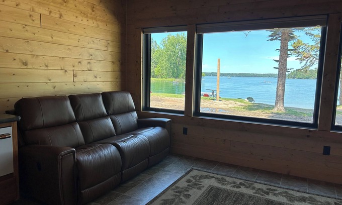 Park Rapids Casa | Modern Cedar Studio Great Views of Big Sand Lake with fireplace