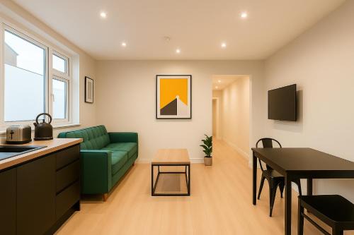 Grangetown Apartamento | Modern Central Apartment + King Size Bed + Garden