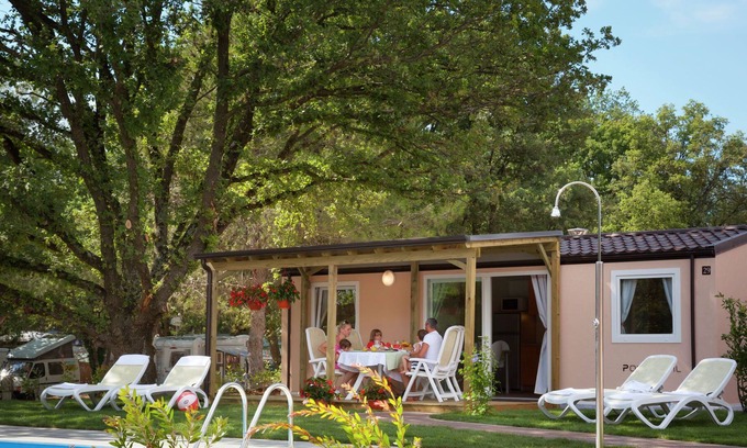 Municipality of Vrsar Chalet De Esquí | Moderno chalet con 2 baños y una terraza, 4 km de Vrsar