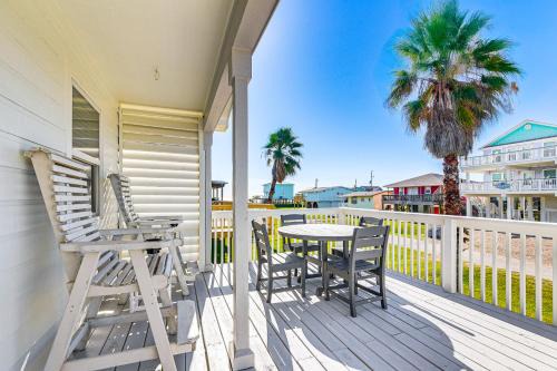 Surfside Beach Casa | Modern Coastal Farmhouse Walk to Surfside Beach!