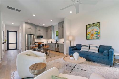 Austin Apartamento | Modern Comfort Near It All 2BR 2 5BA Sleeps 6