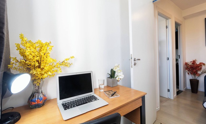 Jardim Aeroporto Apartamento | Modern, complete with Office, AC, and Gym