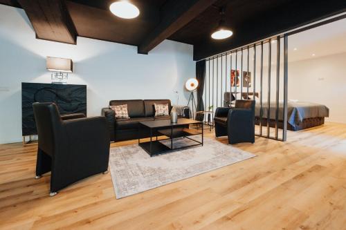 Barmbek-Sued Apartamento | Modern Design Loft 6P in central Hamburg, incl Private Parking