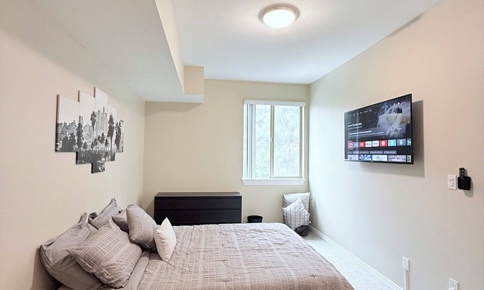 Vernon Apartamento | Moderno Apartamento Centro de LA con Vista a la Ciudad y Estacionamiento Privado