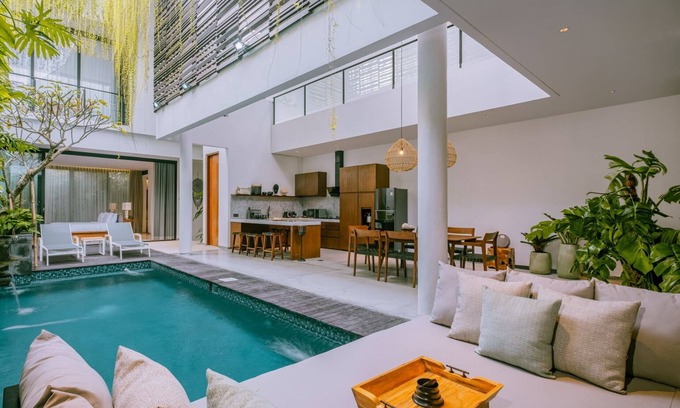 Berawa Alquiler De Eote | Modern Elegance 3 Bedroom Villa, Canggu
