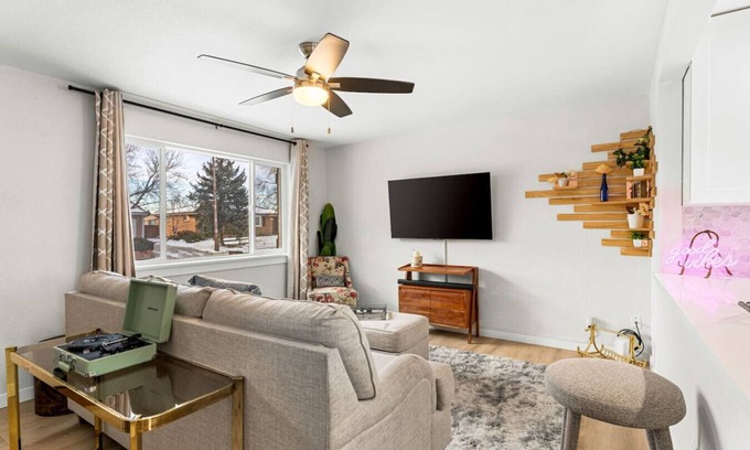 Welby Casa | Modern Family Friendly Escape|Central|5-Bedroom