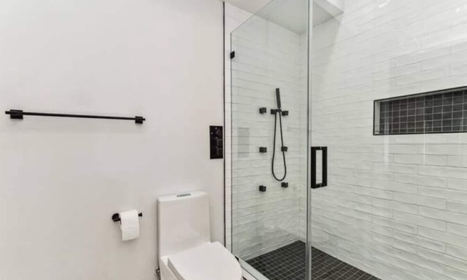 Park View Casa | Modern Flat in North West