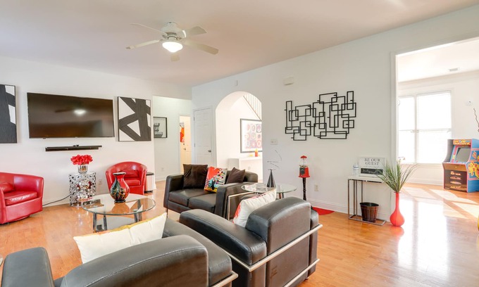 Lawrenceville Casa | Modern Georgia Vacation Rental w/ Private Pool!